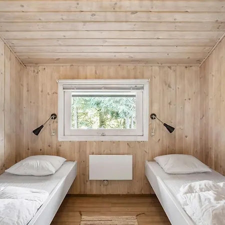 Holiday home Gorgeous In Tranekaer With Sauna Skattebolle